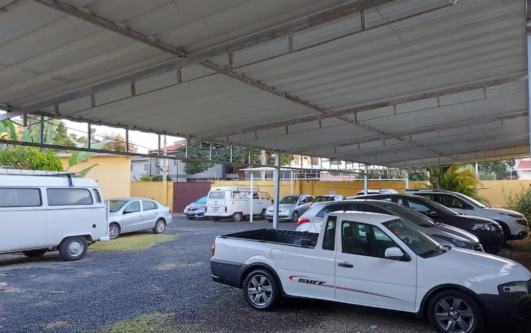 Unibarão Hotel -Próximo as Universidades Unicamp-Puc-Hospitais -Bancos-Restaurantes-Praça Capital -Shopping Dom Pedro -Ceasa Campinas  Exterior foto